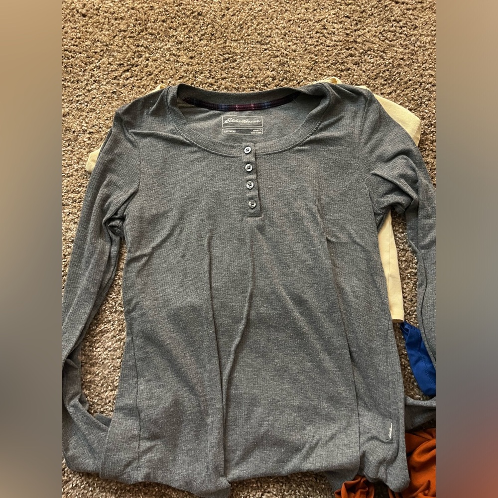 Sleepwear, never worn